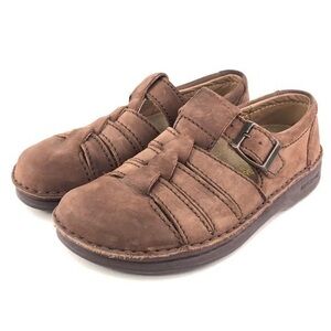 BIRKENSTOCK Fisherman Madeira T Strap Brown Leather Sandals